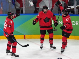 Je VYROVNANÉ! Gól za Kanadu strieľa THEODORE