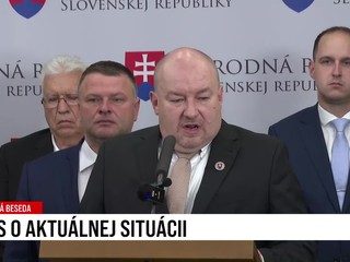 Tlačová beseda SNS o aktuálnej situácii