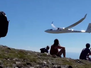 Desiatky vetroňov nad Nitrou súťažia o trofeje