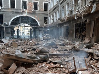 Cudzinci si hromadne rezervujú ubytovanie vo vojnou zmietanej Ukrajine