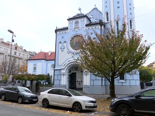 Muž, ktorý sa prechádzal po Bratislave s mačetou a ohrozoval ľudí, už pozná svoj trest