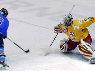 Lažo v Edmontone skončil