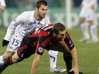 Do osemfinále aj Marseille a AC Miláno, dráma v H-skupine