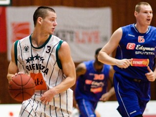 Basketbalisti zabojujú v Prievidzi o Slovenský pohár. Všetky zápasy na HUSTE.tv