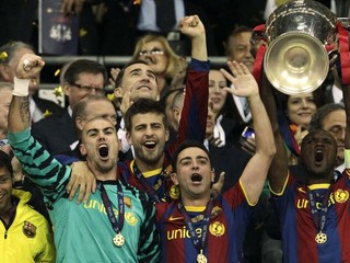 Barcelona zotrela Hamšíkov Neapol,  Fábregas dal svoj prvý gól