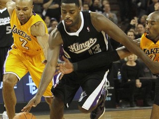 Druhé prehry Lakers a Dallasu v NBA