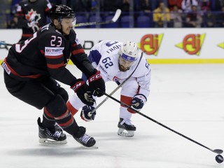 Javorové listy porazili Francúzov. Švédi majú za sebou ďalší zápas s vysokým skoré, Rakúšanov zdolali