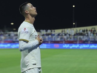 Cristiano Ronaldo je opäť najlepšie zarábajúcim športovcom na svete