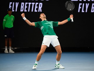 Djokovičov postup do osemfinále nikto nevidel. Divákov vyhodili