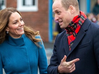 Aké vianočné darčeky si dávajú v kráľovskej rodine? Sú oveľa vtipnejšie, ako by ste čakali