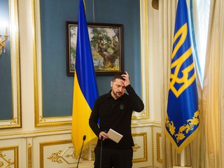 Zelenskyj: V rakete, ktorá dopadla na Kyjev, boli súčiastky od výrobcov z USA