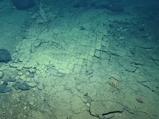 Výskumná loď Nautilus našla v hlbinách Tichého oceánu zvláštny objav