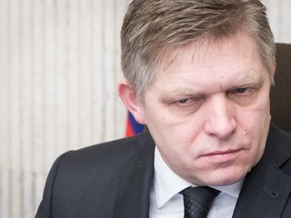 Robert Fico sa stále nevyjadril k predčasným voľbám