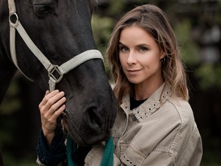 Nela Pocisková zvodná a sexi ako nikdy predtým: TAKTO ju v seriáli Ranč neuvidíte!