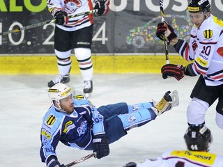 Husté! Nitra zbláznená do hokeja a Bystrica si stráži svoje tribúny