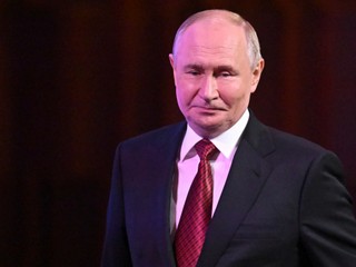 Vojna spustila v Rusku vlnu čistiek a samovrážd, Putin sa obracia proti svojim