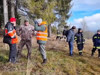 Na obhliadajúceho lekára čakali pri nehybnom tele viac ako päť hodín