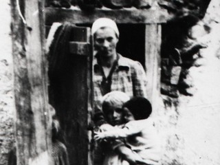 Bolo skoré ráno, mínus 20 stupňov a zrazu bolo počuť zvuk motorov… 21. január 1945 v Kľaku a Ostrom Grúni