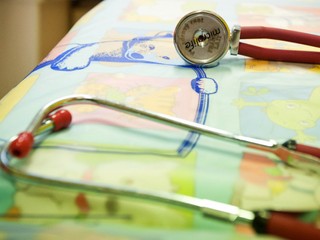 Pomáhajú, aj keď nemusia: Medici asistujú na urgentne a platia ich skúsenosťou
