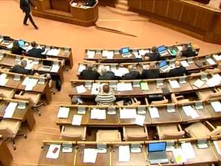 ZOZNAM: Ktorí poslanci hlasovali za ktorých sudcov?