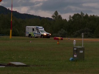 Dvaja ľudia zomreli pri nehode lietadla neďaleko českého mesta Most. O život prišiel pilot a jeho syn