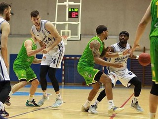 HUSTE.tv dnes bez basketbalu, koronavírus v kádri Spišiakov i Svitu