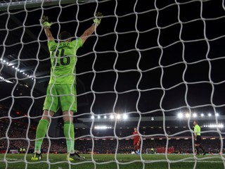 Na dokončenie Premier League je potrebných aspoň desať štadiónov