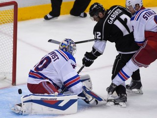 Gáborík má Stanley Cup! Gólom zariadil najdlhší zápas kráľov