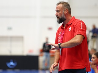 Tréner hádzanárok Ján Beňadik: žreb nám neprial