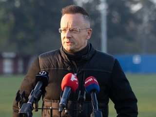 DEŇ PO voľbách v Maďarsku: Kam zmizol Péter Szijjártó?