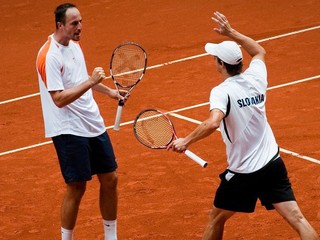 Polášek so Zelenayom vyhrali štvorhru, Slováci vedú 2:1