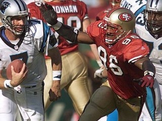 Hviezdu amerického futbalu McNaira zastrelila v spánku jeho mladá priateľka