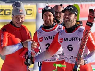 Dominancia Švajčiarov vo Val d'Isere, víťazom obráku Meillard