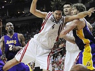 Orlando a Lakers vedú v sérii 2:1