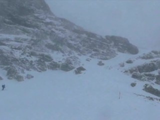 Uväznení ľudia v Chate pod Rysmi. Po víchrici sa nemohli nikam pohnúť