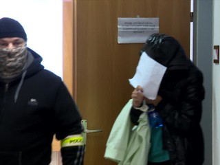 Zamestnankyňa súdu a pracovník ministerstva sú obvinení. Obchodovanie s drogami