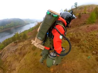 S jetpackom Gravity Industries sa dostanete na vrchol hory za tri a pol minúty