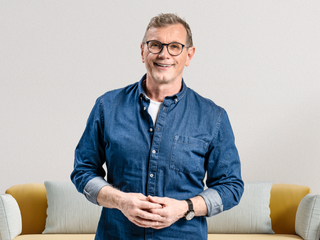 Víkend na JOJke: Divácky úspech Novín TV JOJ, darilo sa aj  magazínom Nové bývanie a Na chalupe