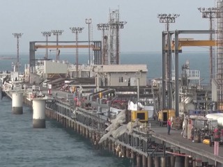 Útoky na iránsku infraštruktúru: Zasiahnutý bol aj strategický ostrov Chárk