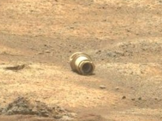 Bizarná fotografia: Na Marse našli veľmi čudnú vec