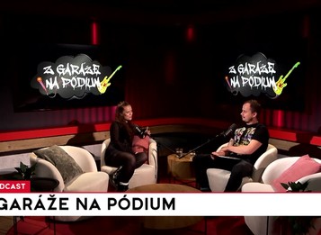 Z garáže na pódium: Julie Nox