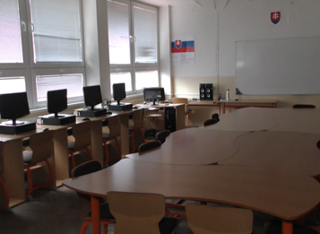 Slovensko má prvý etický kódex pre AI v školstve. Obsahuje pravidlá pre učiteľov, žiakov aj rodičov