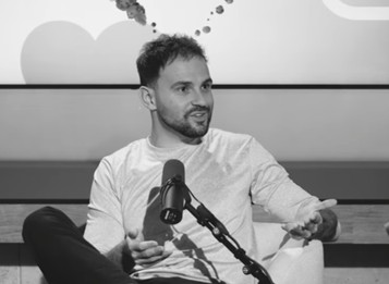 Tomáš z Mama, ožeň ma o svojich kauzách: Naozaj OPĽUL inú influencerku? Takáto je PRAVDA!