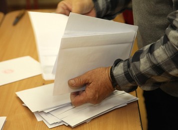 Podľa exit pollov vyhrali predčasné voľby v Holandsku liberáli