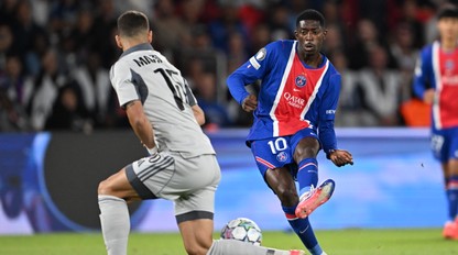 Zazvonila žrď, potom padol gól. Belasí inkasovali, skóroval DEMBELÉ