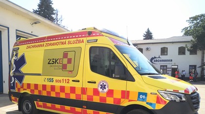 Primárka záchranky: Nie je jedno, či kolaps vznikne v ľahu, sede alebo v stoji ! Toto je dôvod