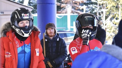 Slovenské bobistky na pódiu. V ikonickom stredisku skončili TRETIE