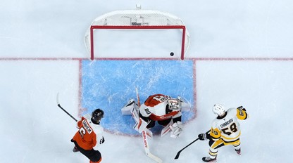 Pittsburgh zdemoloval Philadelphiu, Toronto hralo druhú noc po sebe