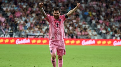 MESSI skóroval z takmer nemožného uhla