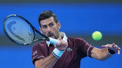 Ovládol turnaj v Pekingu, ale v Šanghaji vypadol DJOKOVIČ hneď na úvod
